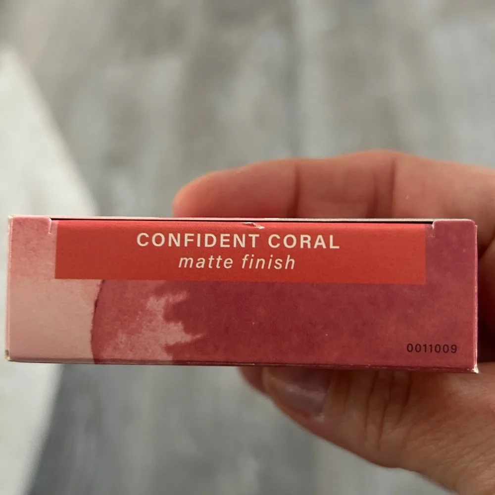 Mally Bulletproof Powder Blush in Confident Coral Matte Finish New in Box